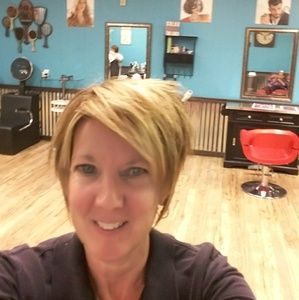 Meet your Posher, Kim